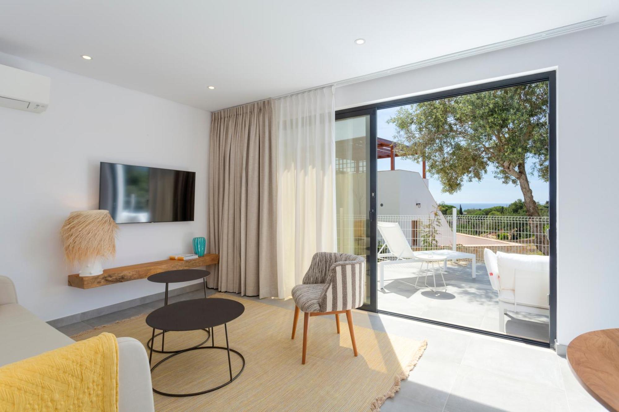 Casas De Carvoeiro By Sevencollection Apartment Luaran gambar